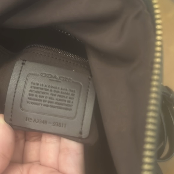 Coach Black and Gold Leather Shoulder Bag - Picture 6 of 6